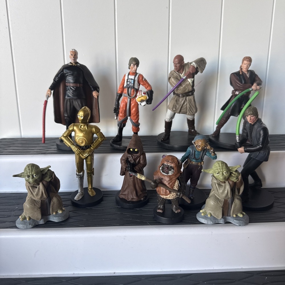 Lot Of 11 Disney Star Wars Figures Statues Cake Topper Base 4" New Hope Vietnam